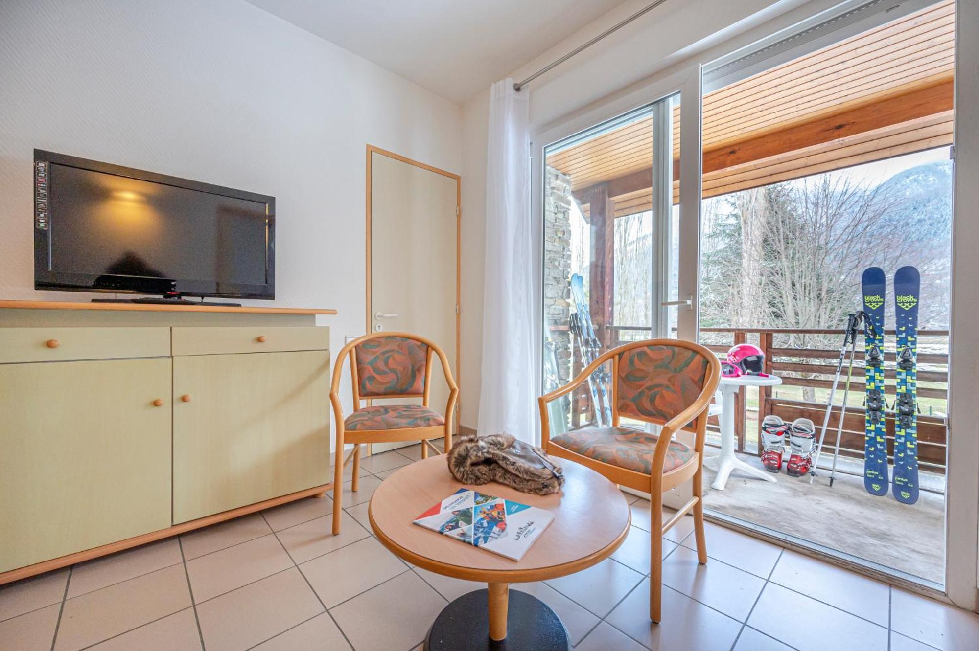 Village Club Les Balcons des Pyrénées Saint-Mamet Extérieur photo